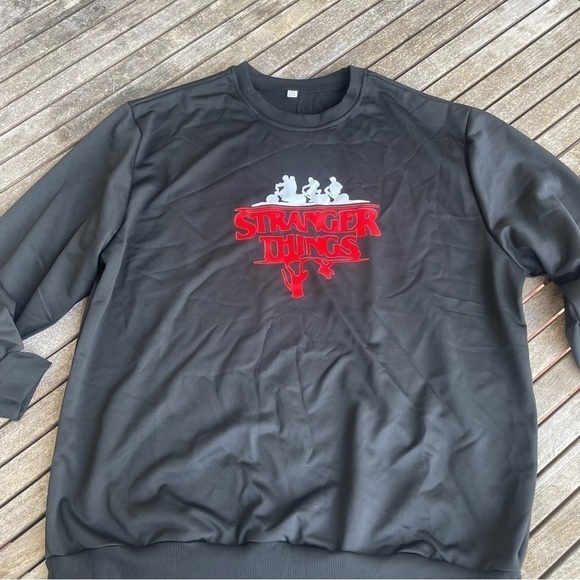 NWT - Stranger Things Sweater 2XL - Black - 100% polyester - Men/Women - Picture 6 of 11